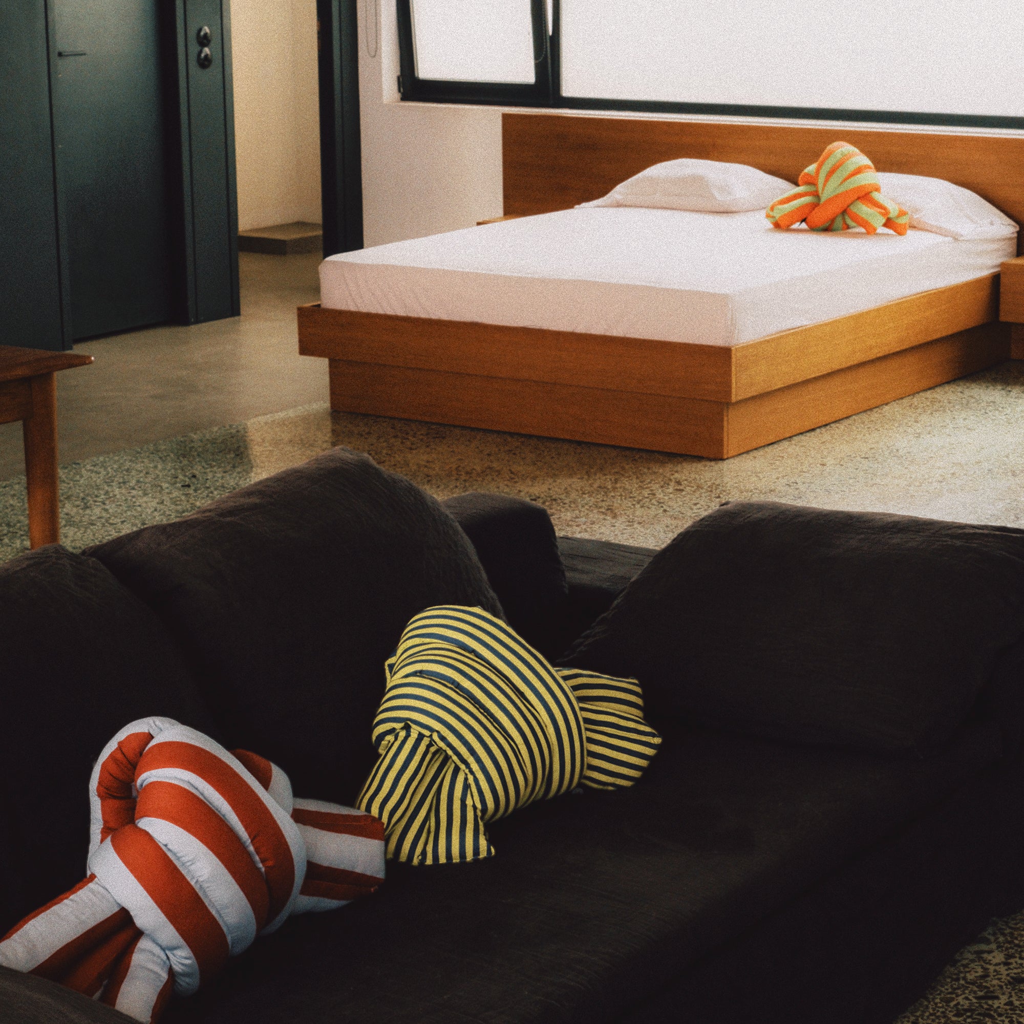 Musubi Cushion - Linen&Rayon | Candy Stripes in Steel Blue x Burgundy