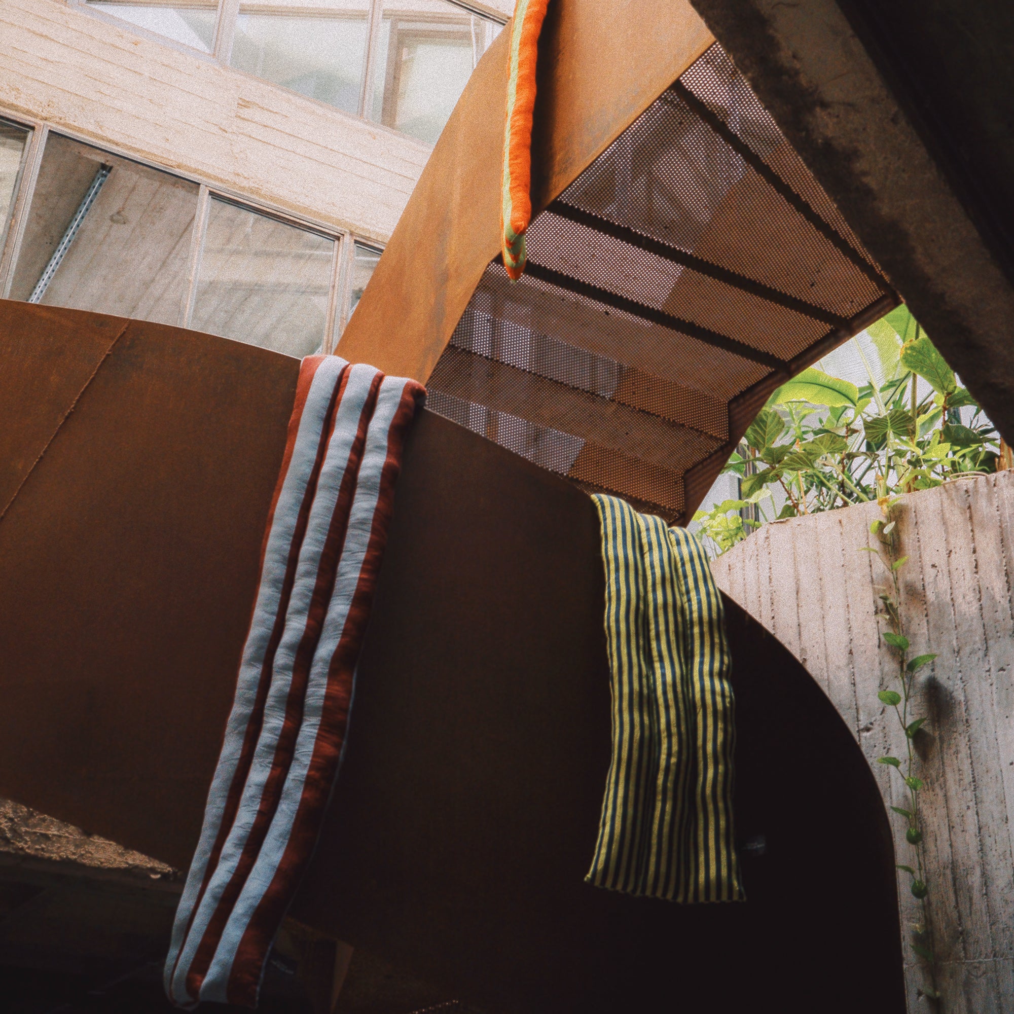 Musubi Cushion - Linen&Rayon | Candy Stripes in Steel Blue x Burgundy