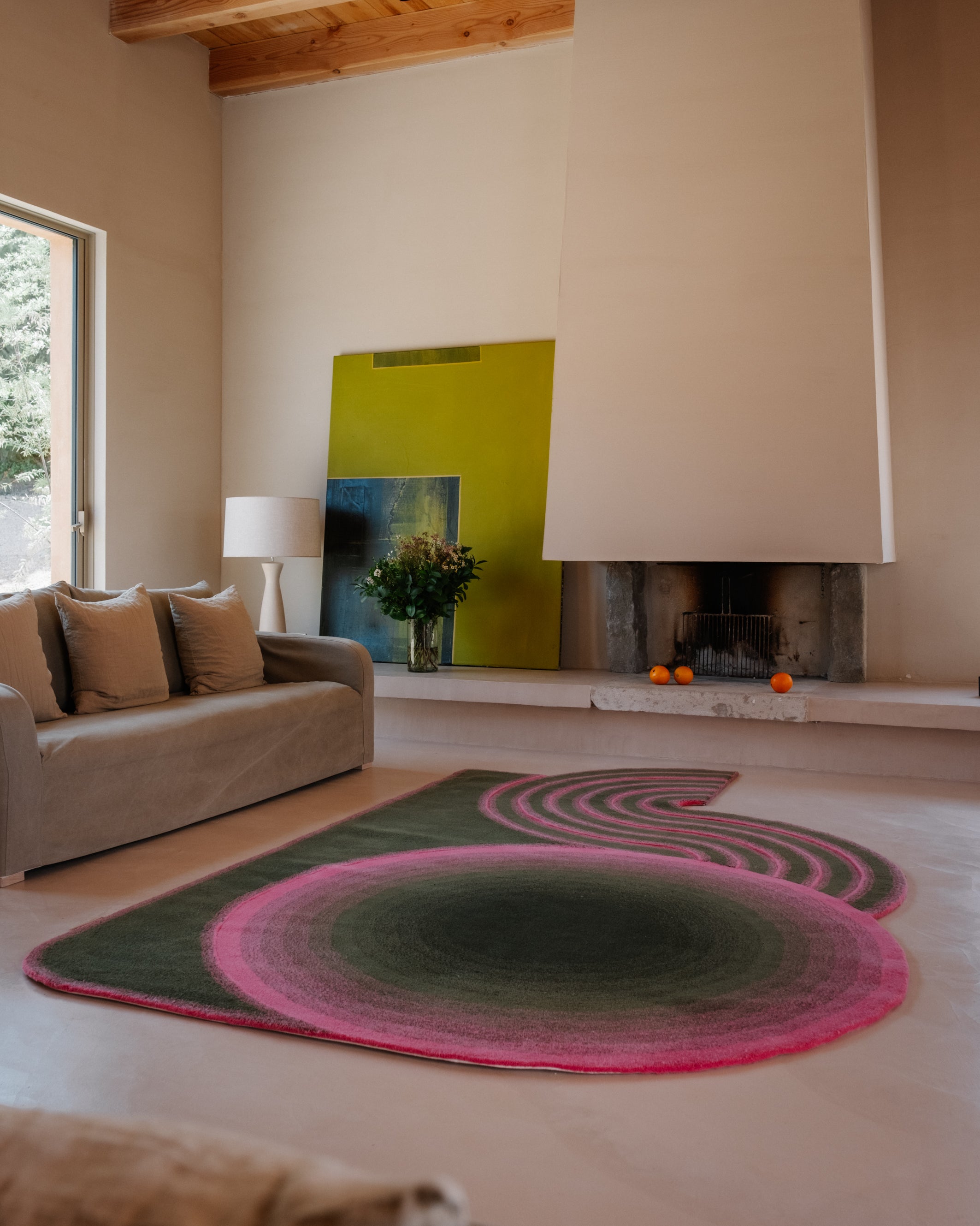 Wavy Gradient Rug - Khaki x Neon Pink