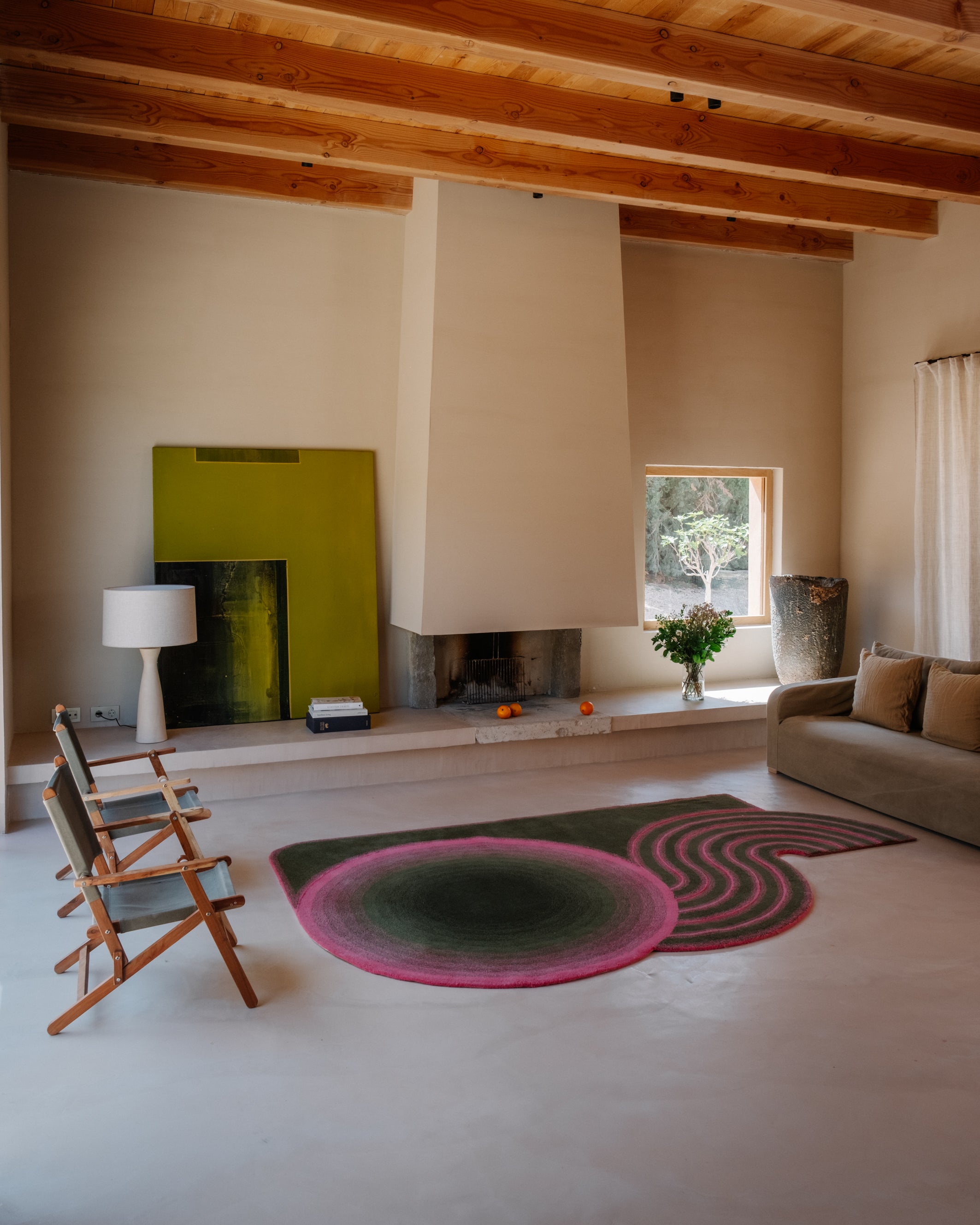 Wavy Gradient Rug - Khaki x Neon Pink