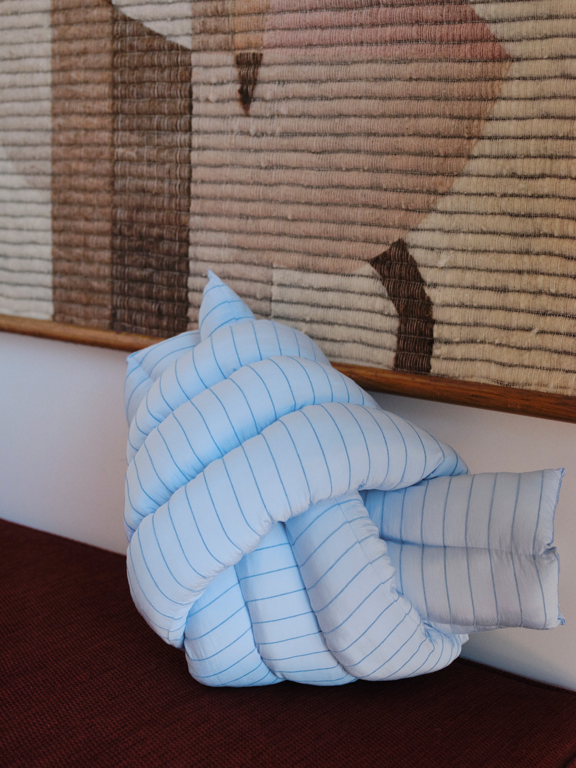 Musubi Cushion – Rayon Mole Border | Bosporus Blue