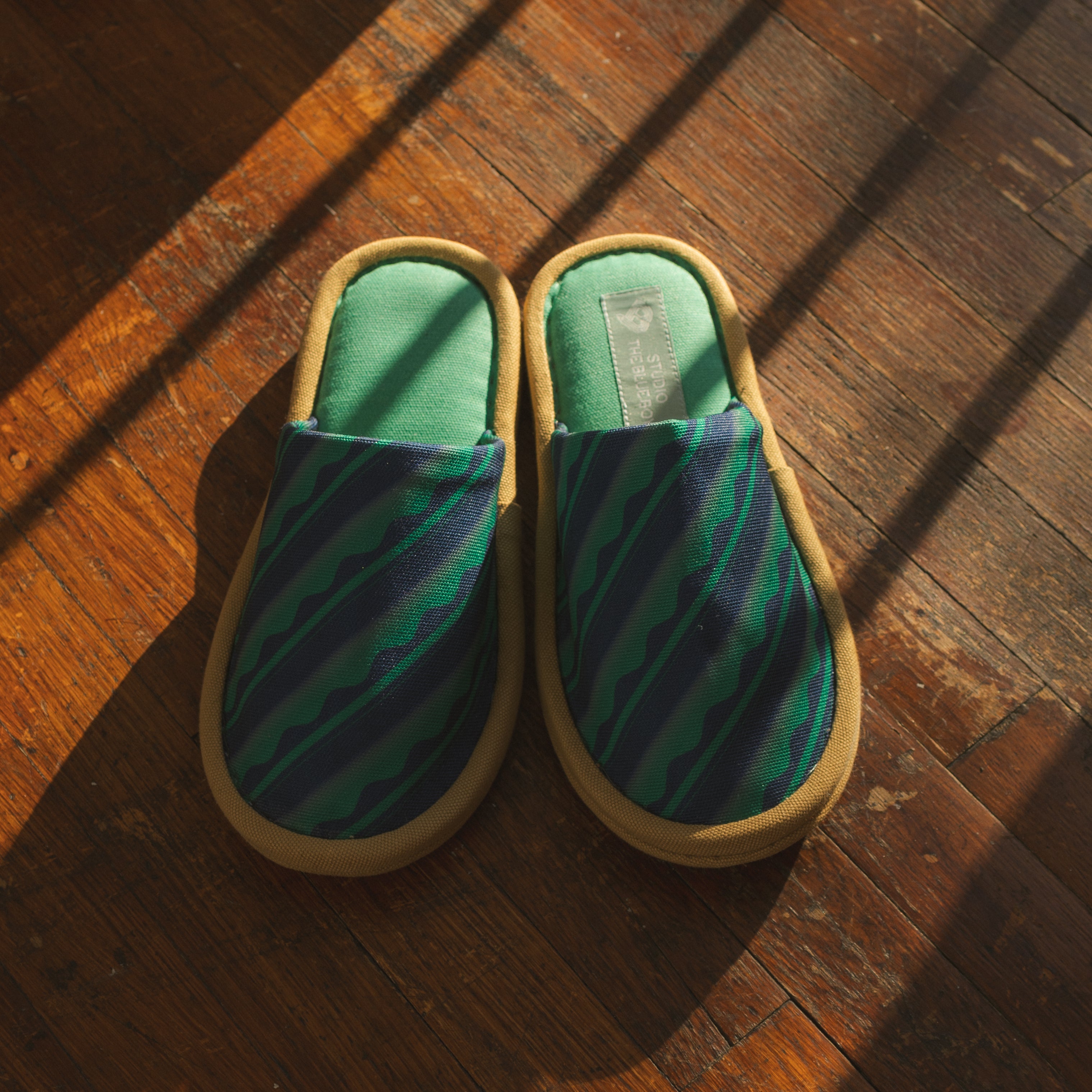 Canvas Home Shoes - Waterfall cascade