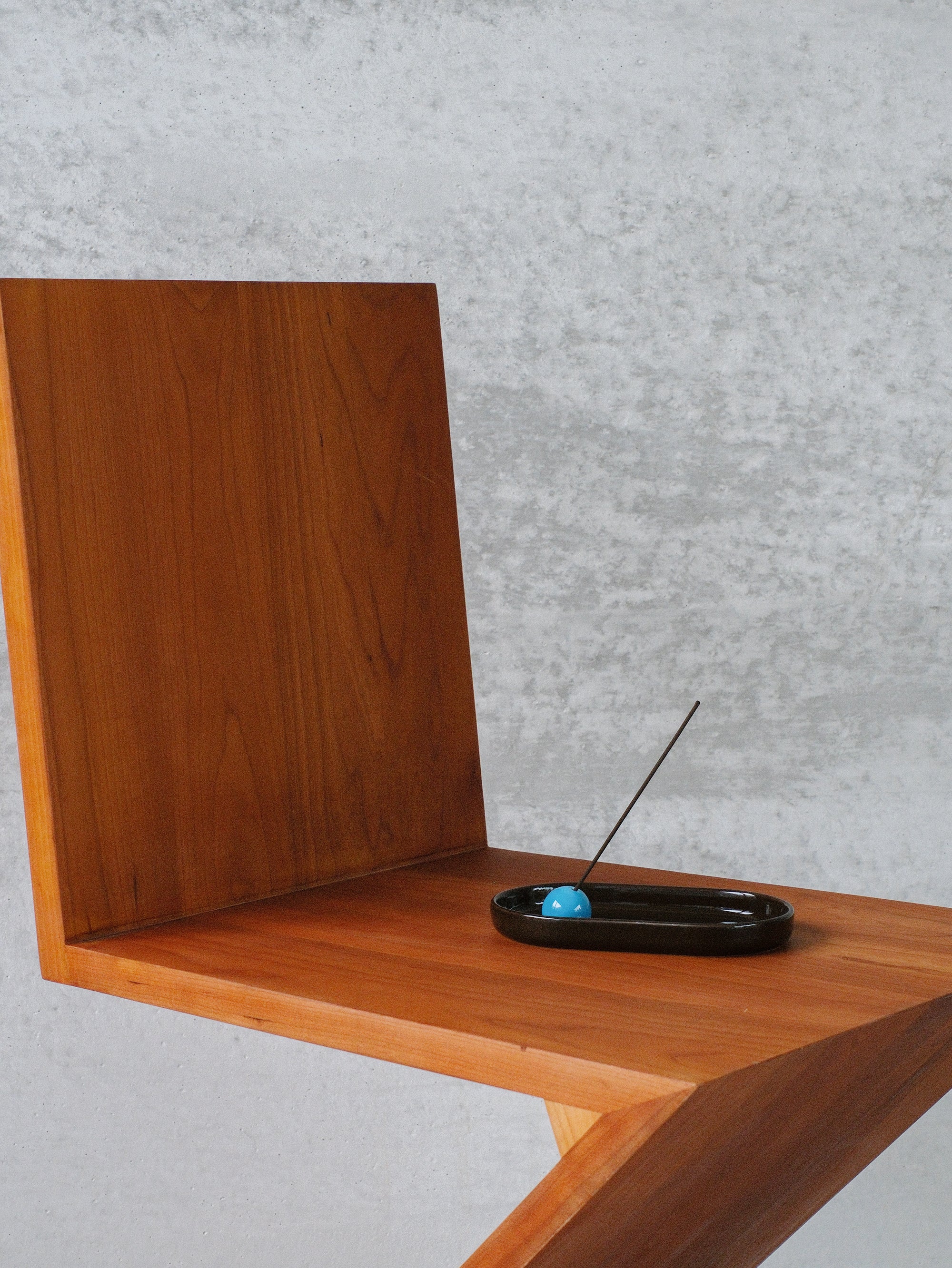 Incense holder(Hasamiyaki)- Earth x Ice