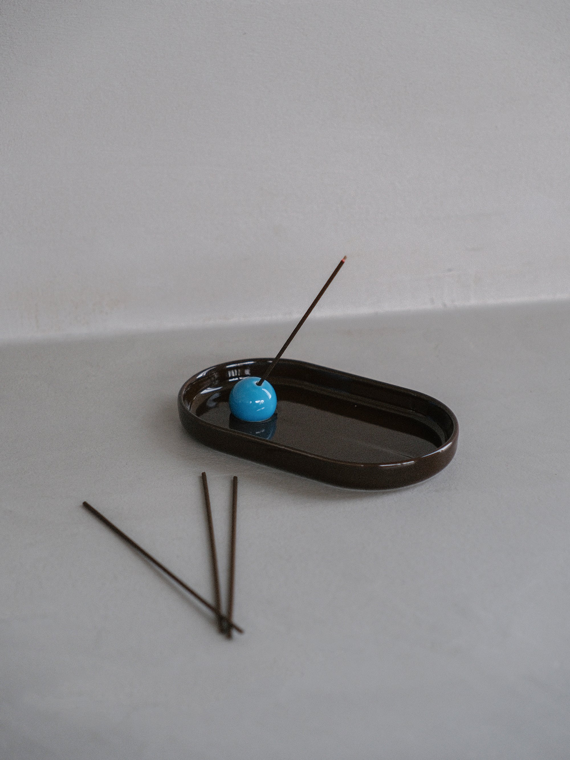 Incense holder(Hasamiyaki)- Earth x Ice