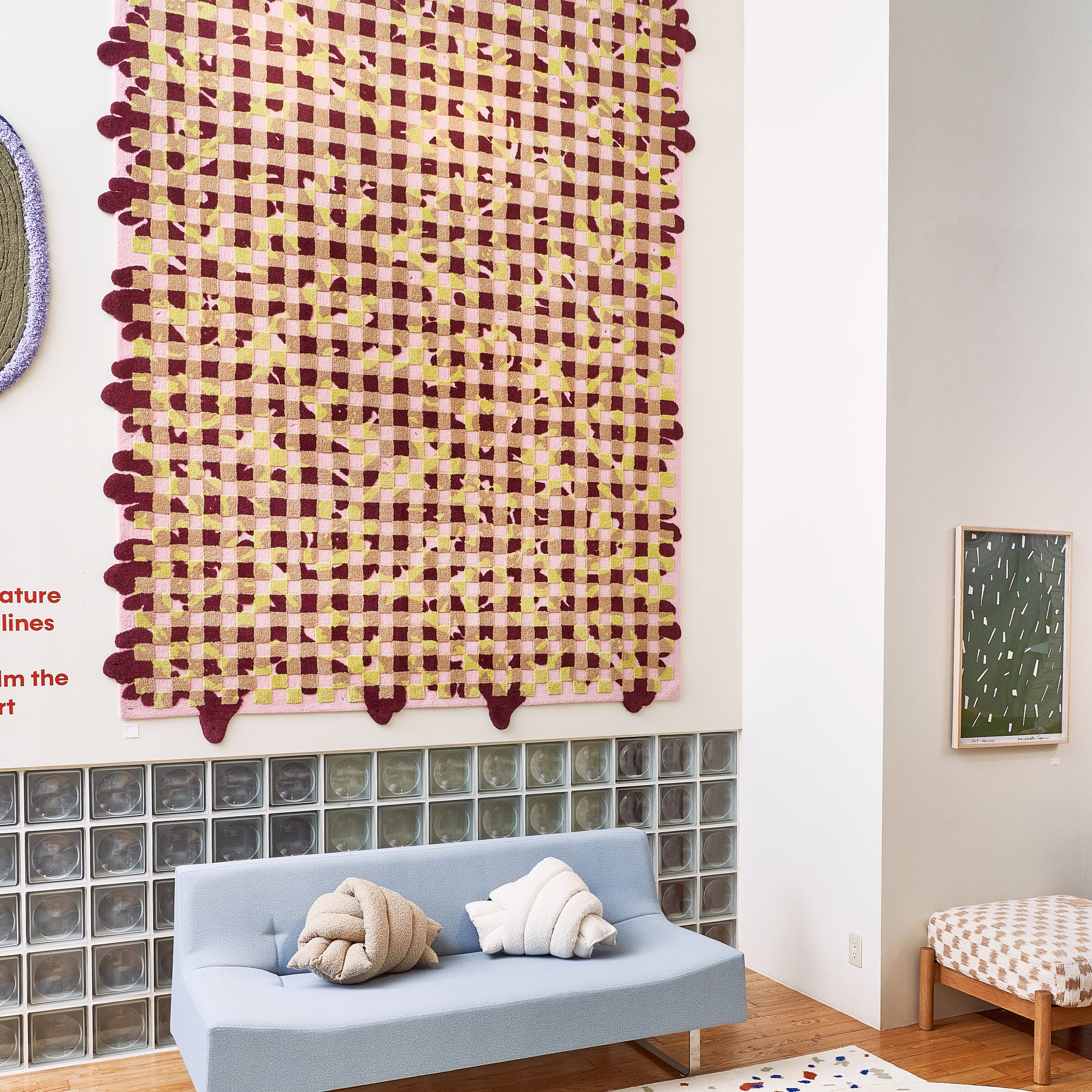 Geometaric flower pattern rug - Pink x Burgandy