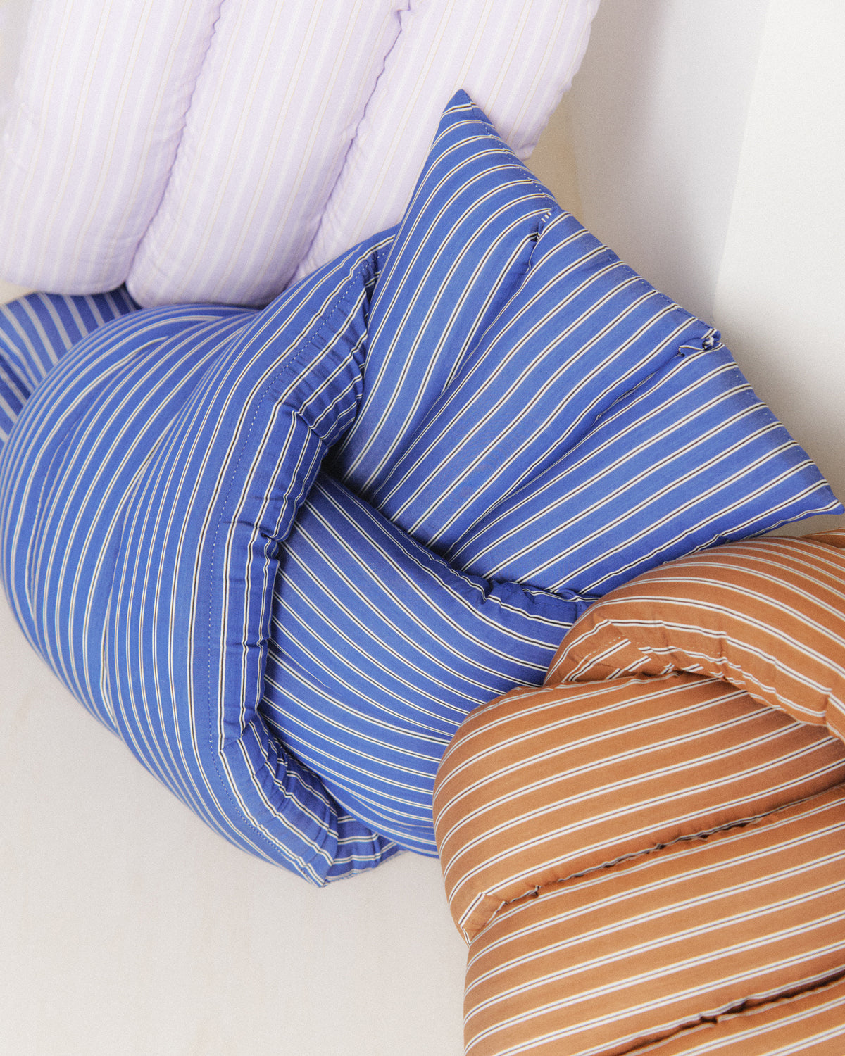 Musubi Cushion - Lyocell Stripes | Burnt Sand