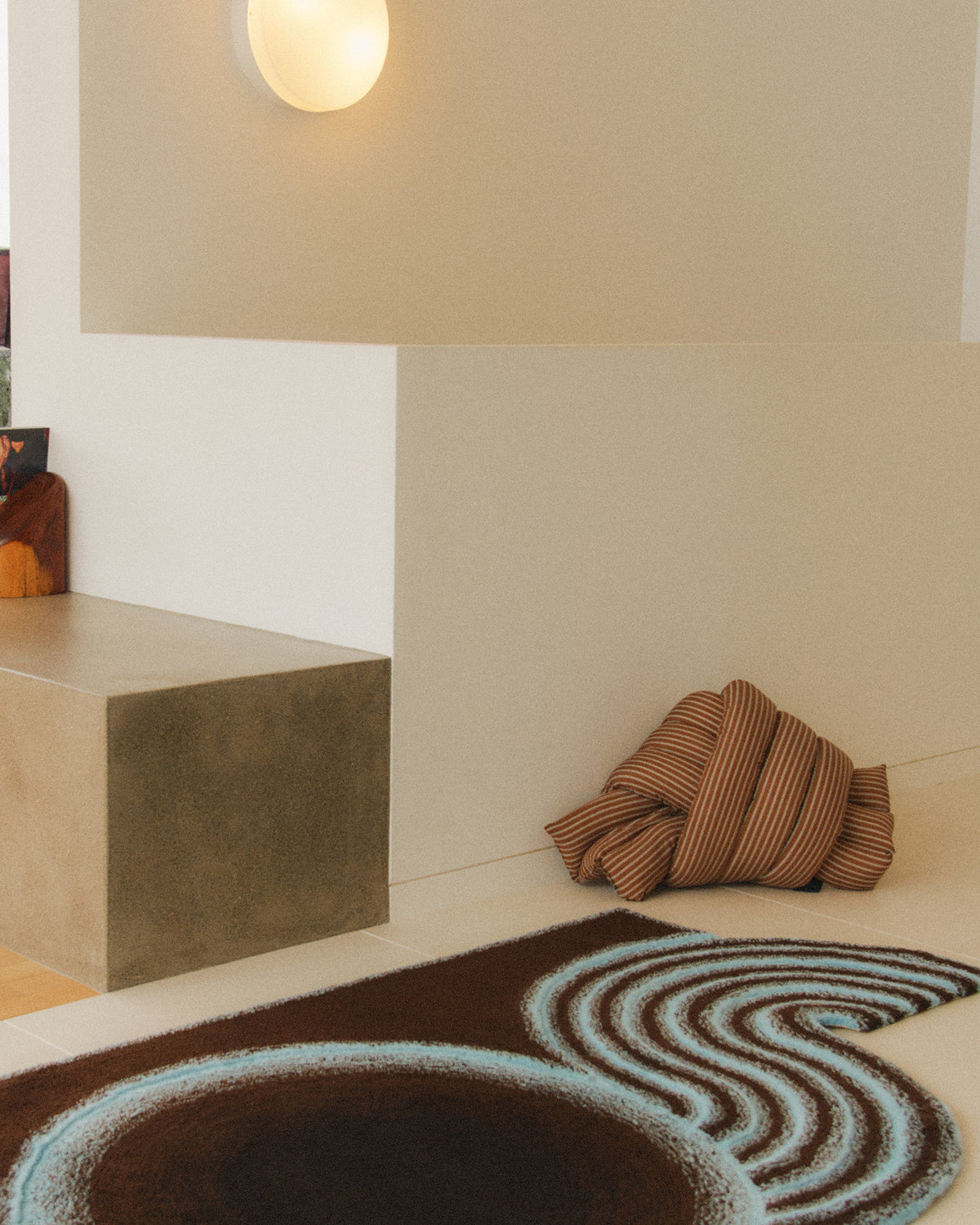 Musubi Cushion - Lyocell Stripes | Burnt Sand