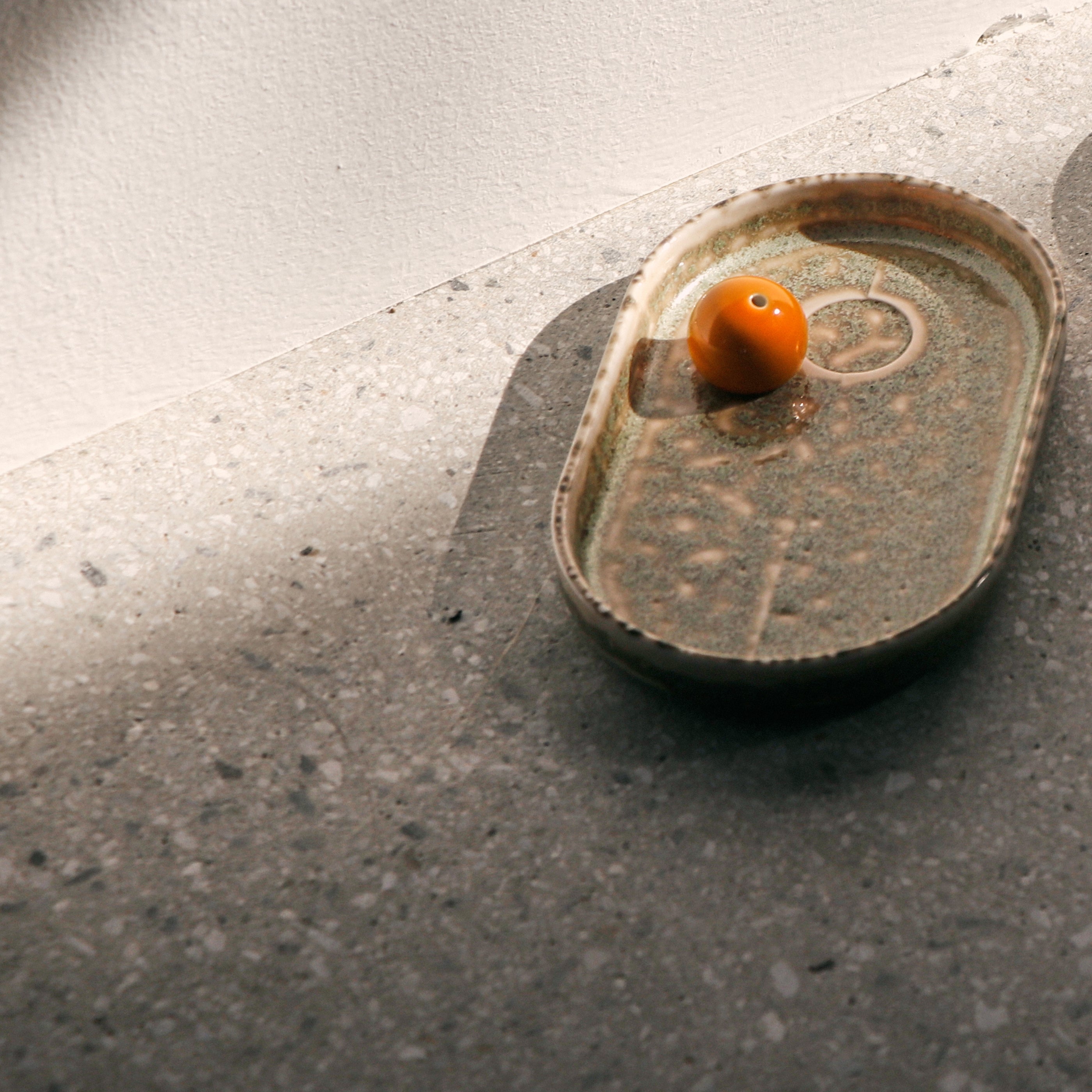 Incense holder(Hasamiyaki)- Ash Grazed Pear