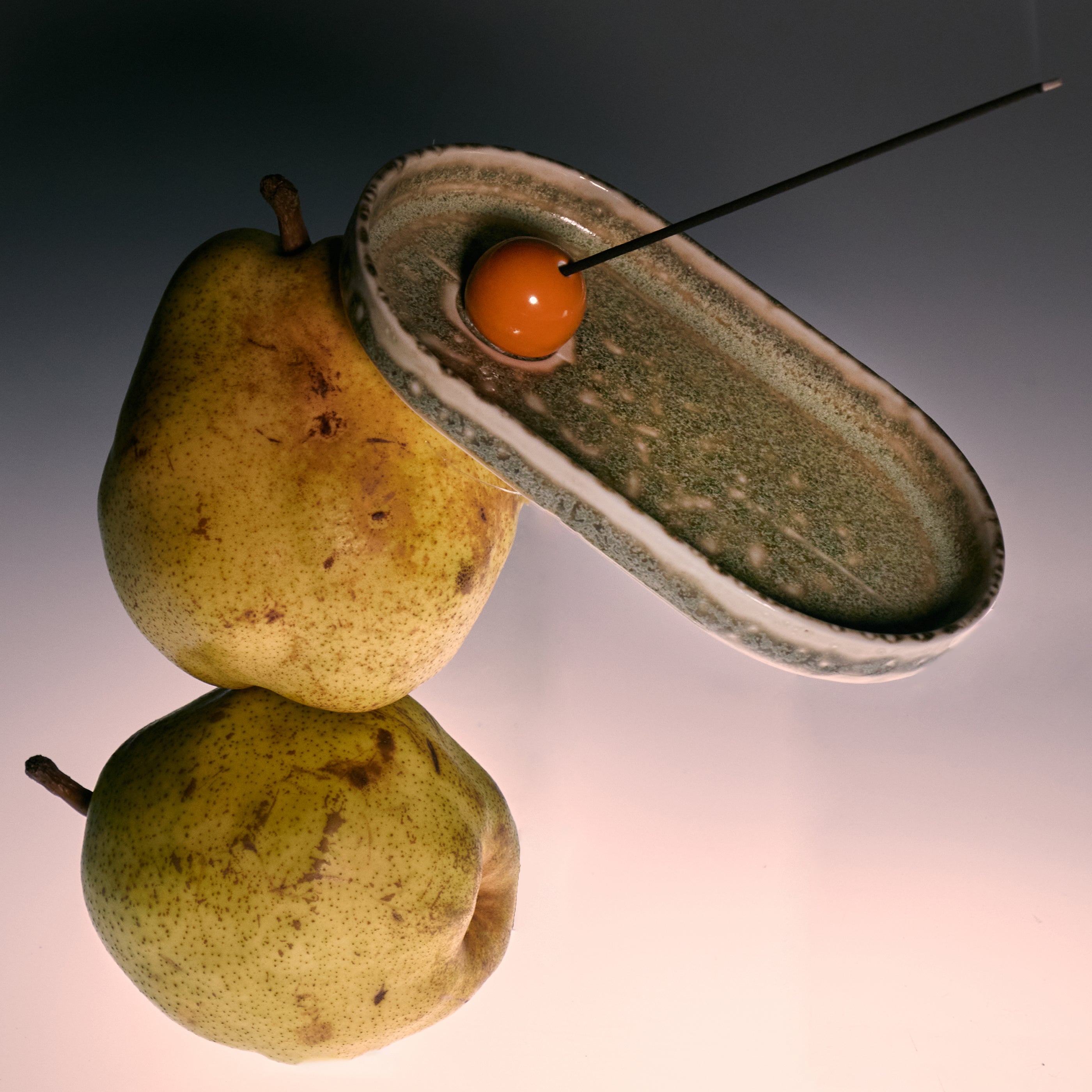 Incense holder(Hasamiyaki)- Ash Grazed Pear