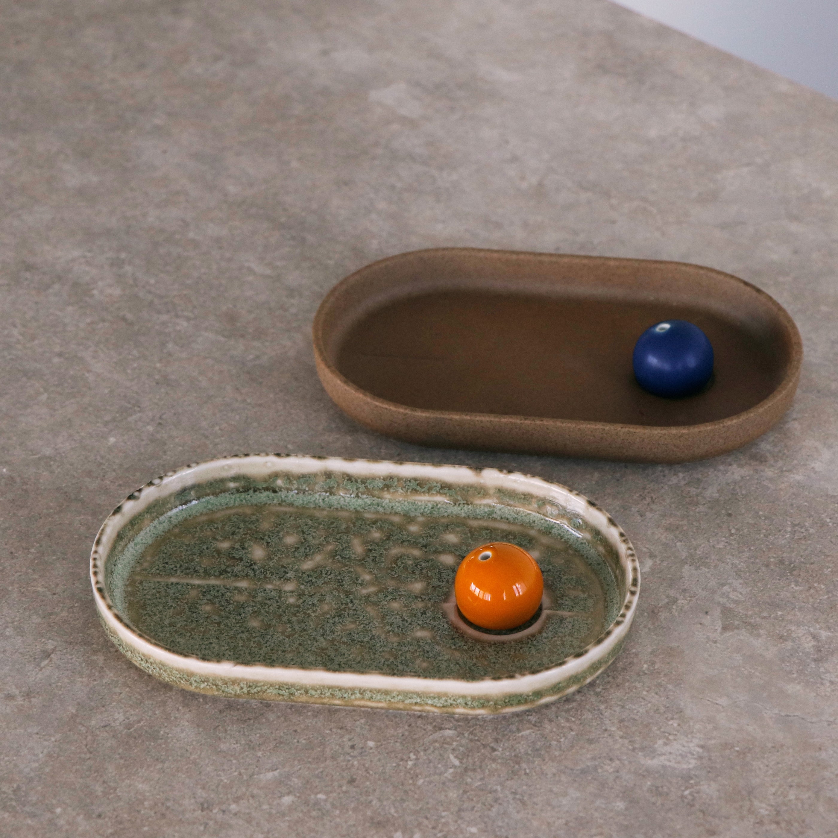 Incense holder(Hasamiyaki)- Ash Grazed Pear