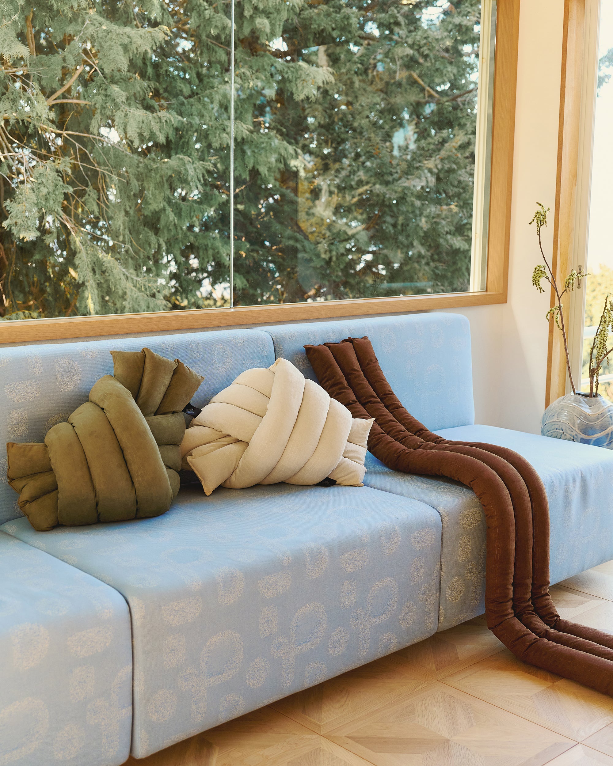 Musubi Cushion - Velours Croco | Jardin Olive