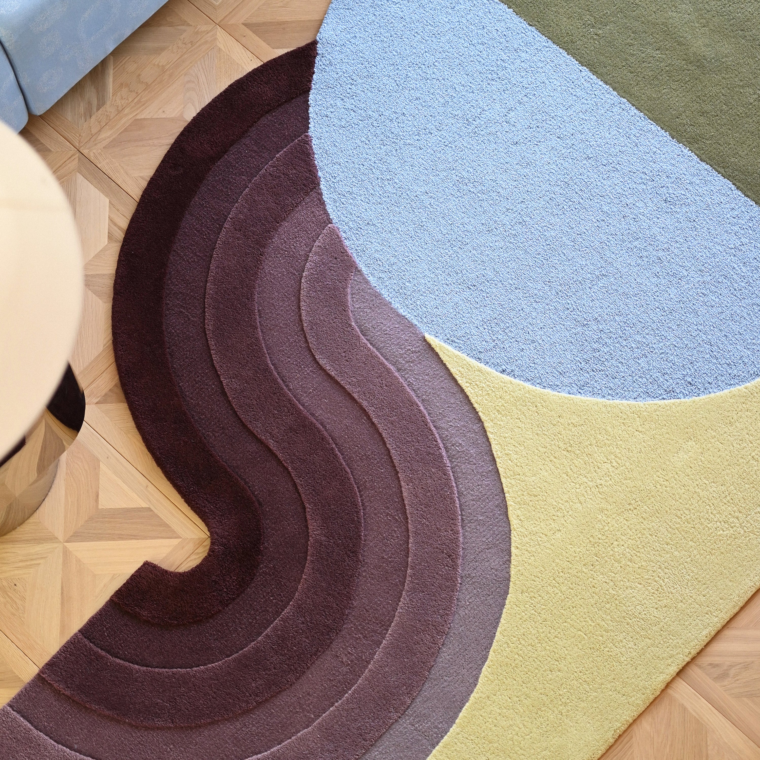 Wavy Gradient Rug – Iris
