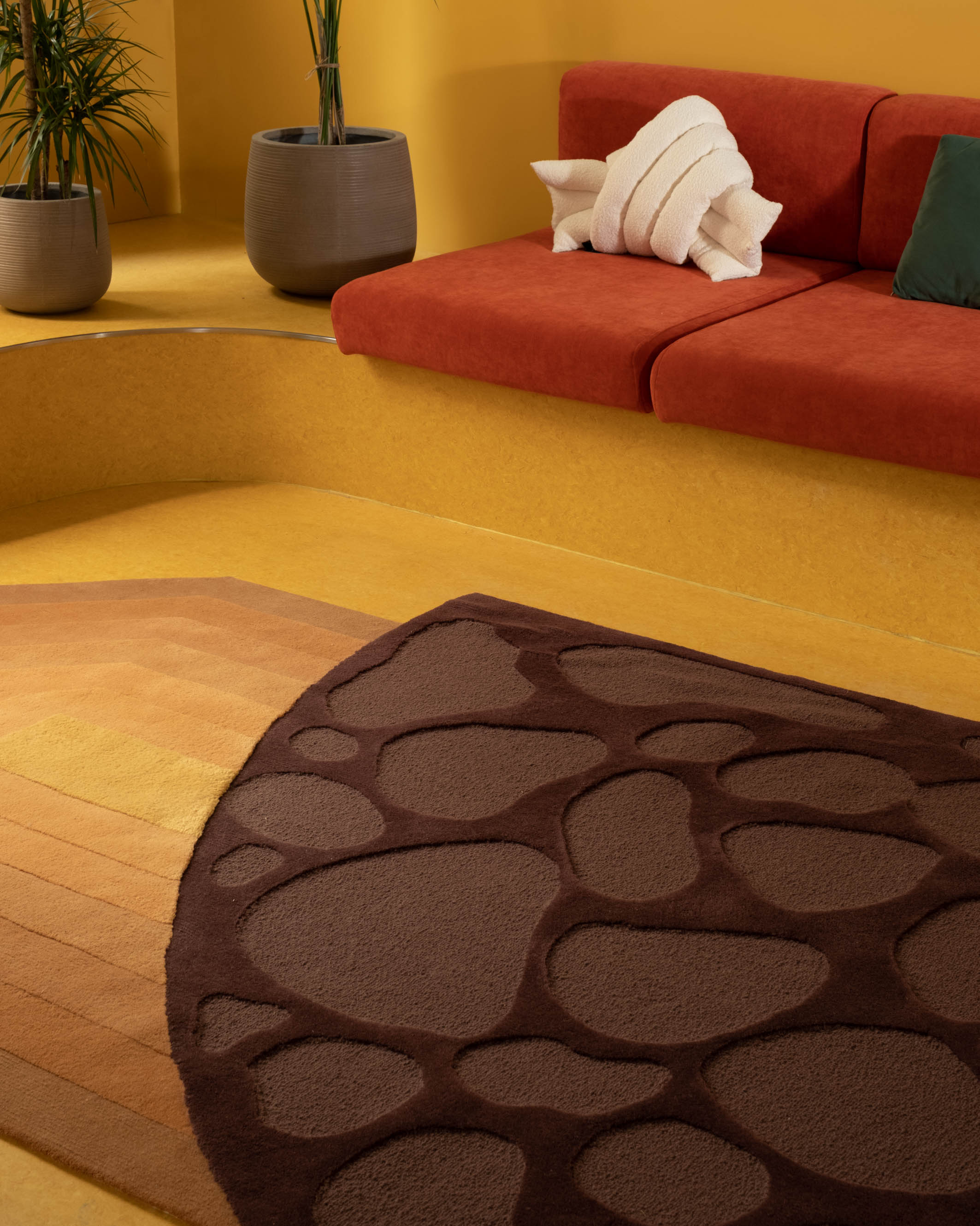 Land between paradise rug