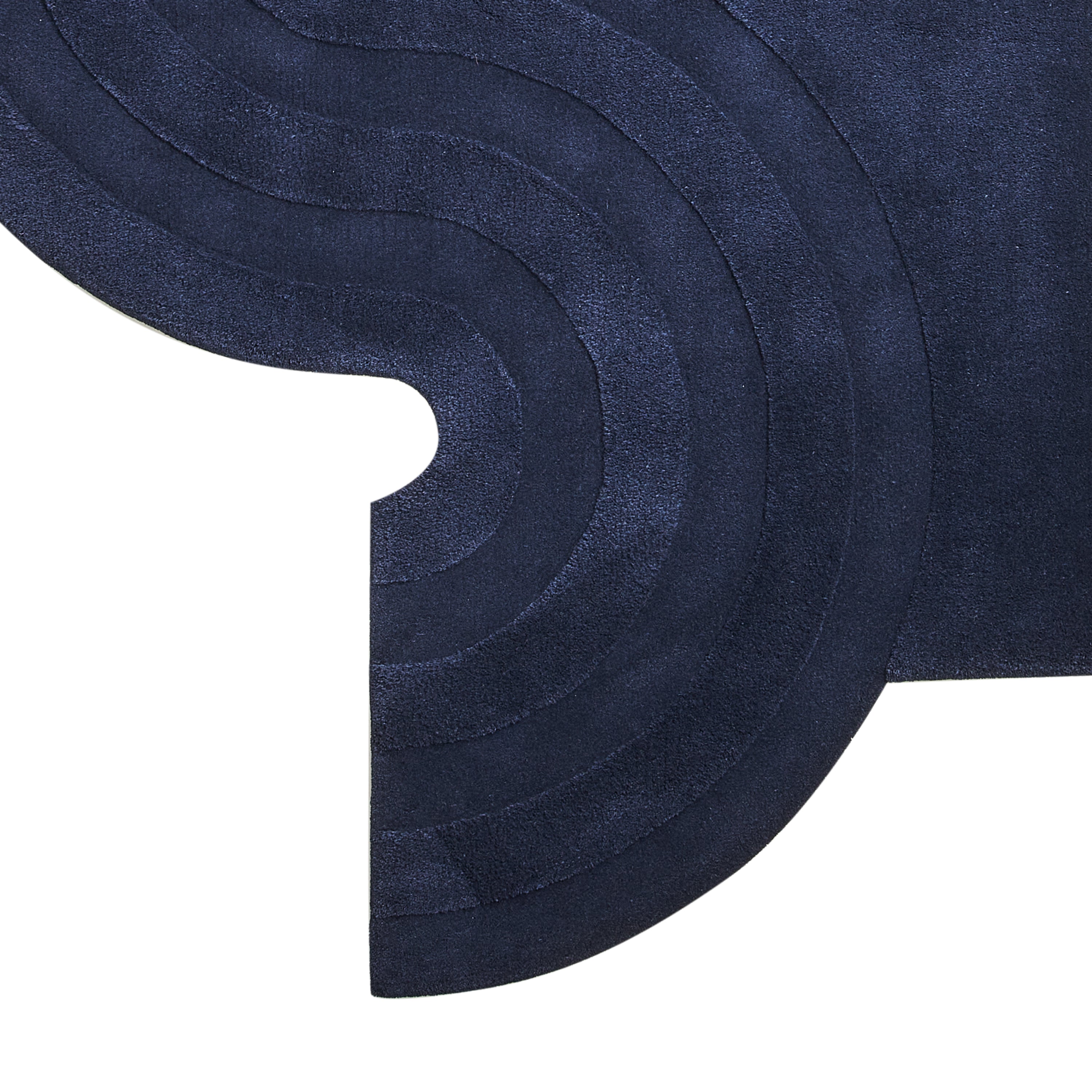 Wavy Gradient Rug - Midnight Navy