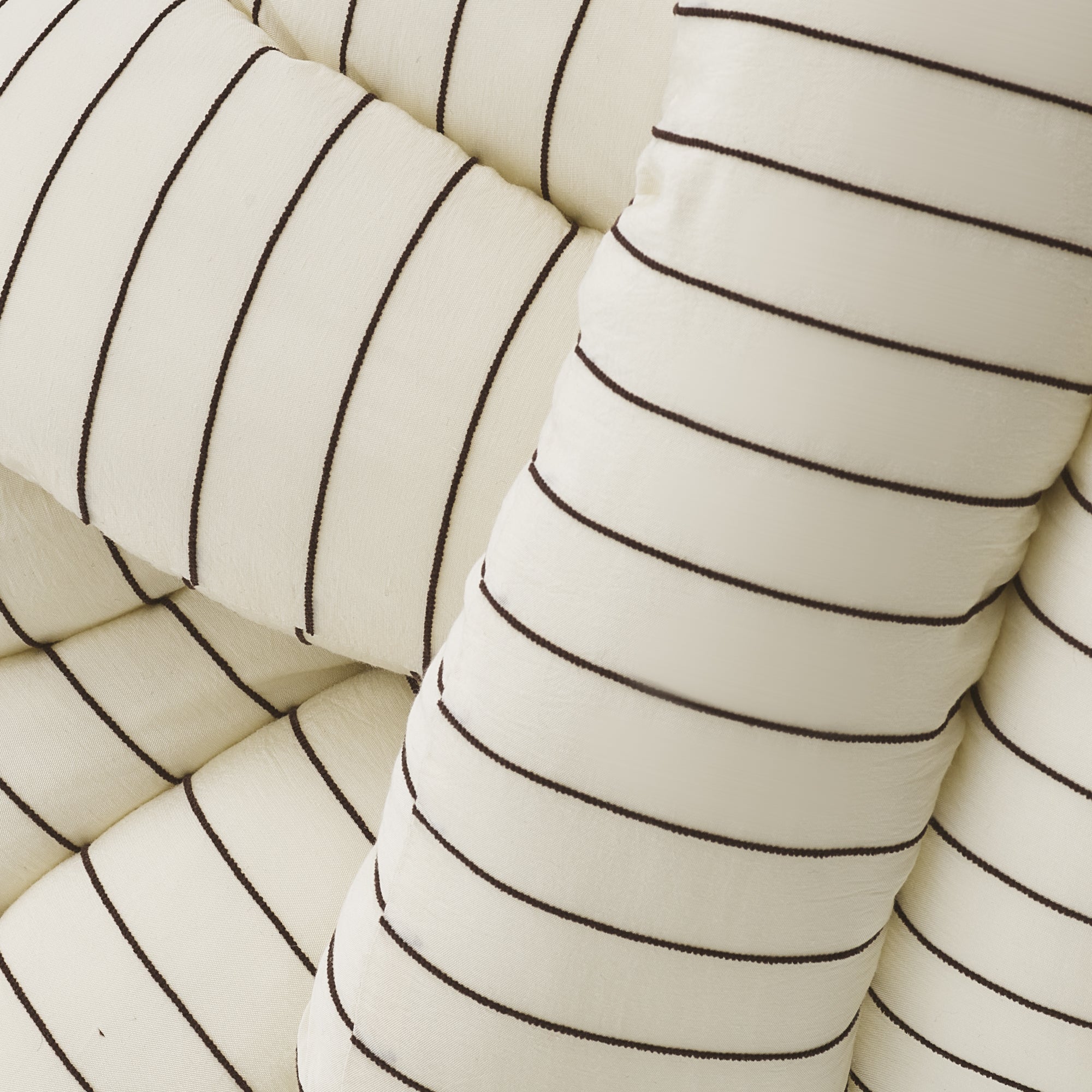 Musubi Cushion – Rayon Mole Border | Göreme Sand