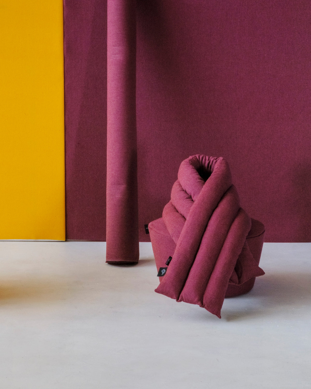 Godama Cushion – Wool Blend | Azuki Pink