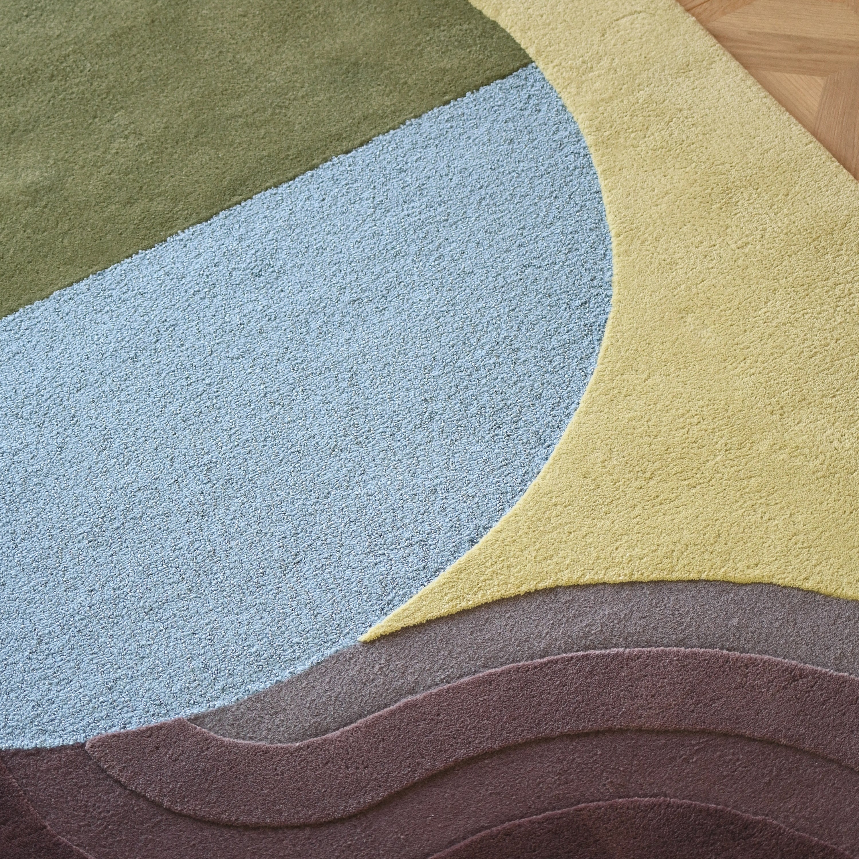 Wavy Gradient Rug – Iris