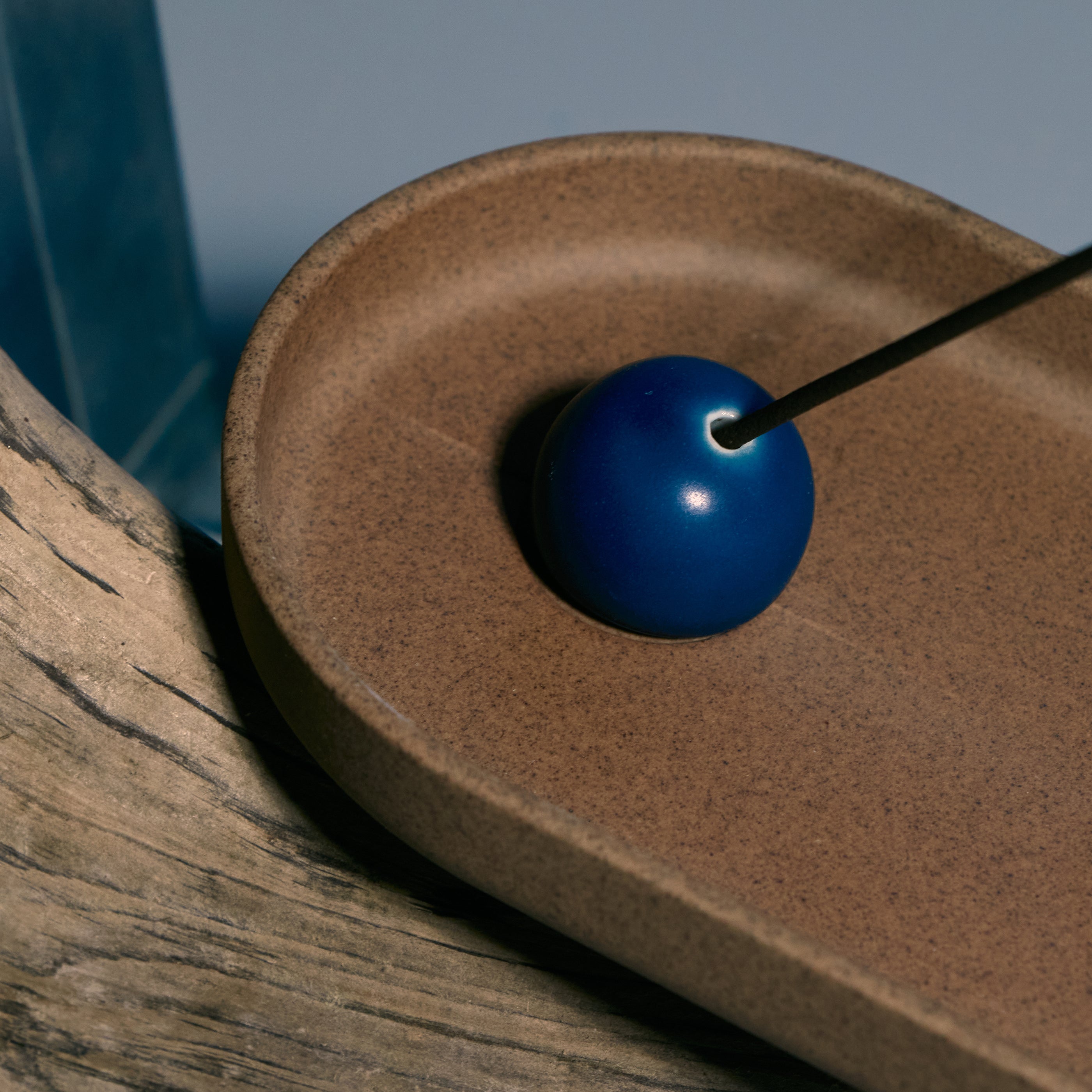 Incense holder（Hasamiyaki）- Sandstone Blue