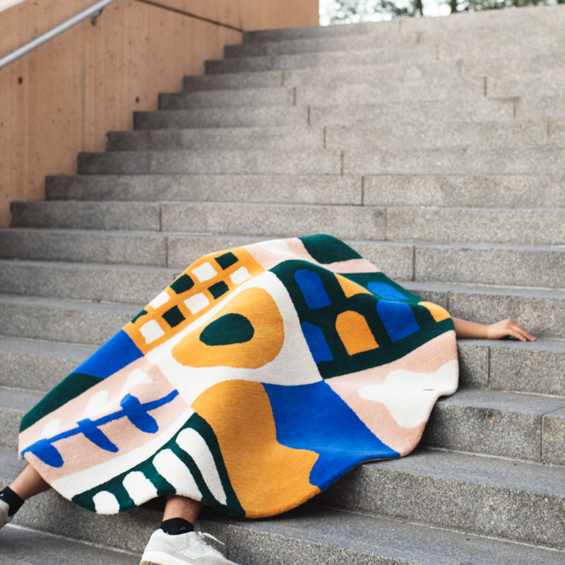 Fried Egg Motif Circle Rug