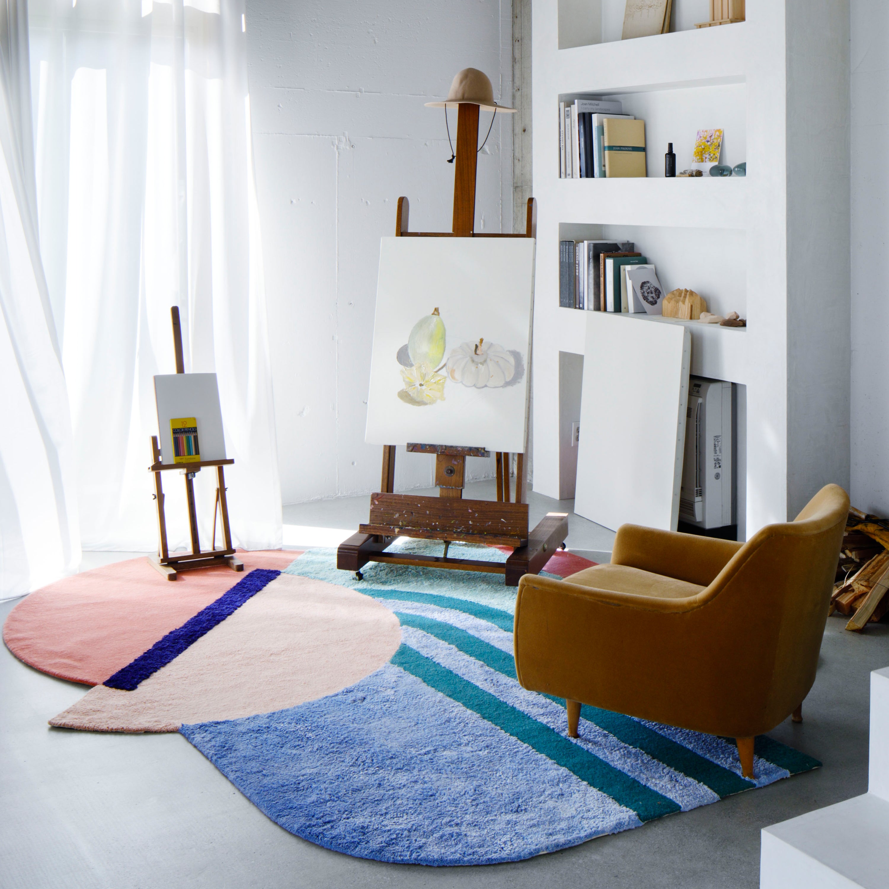 Wavy Gradient Rug - Spatial Placement